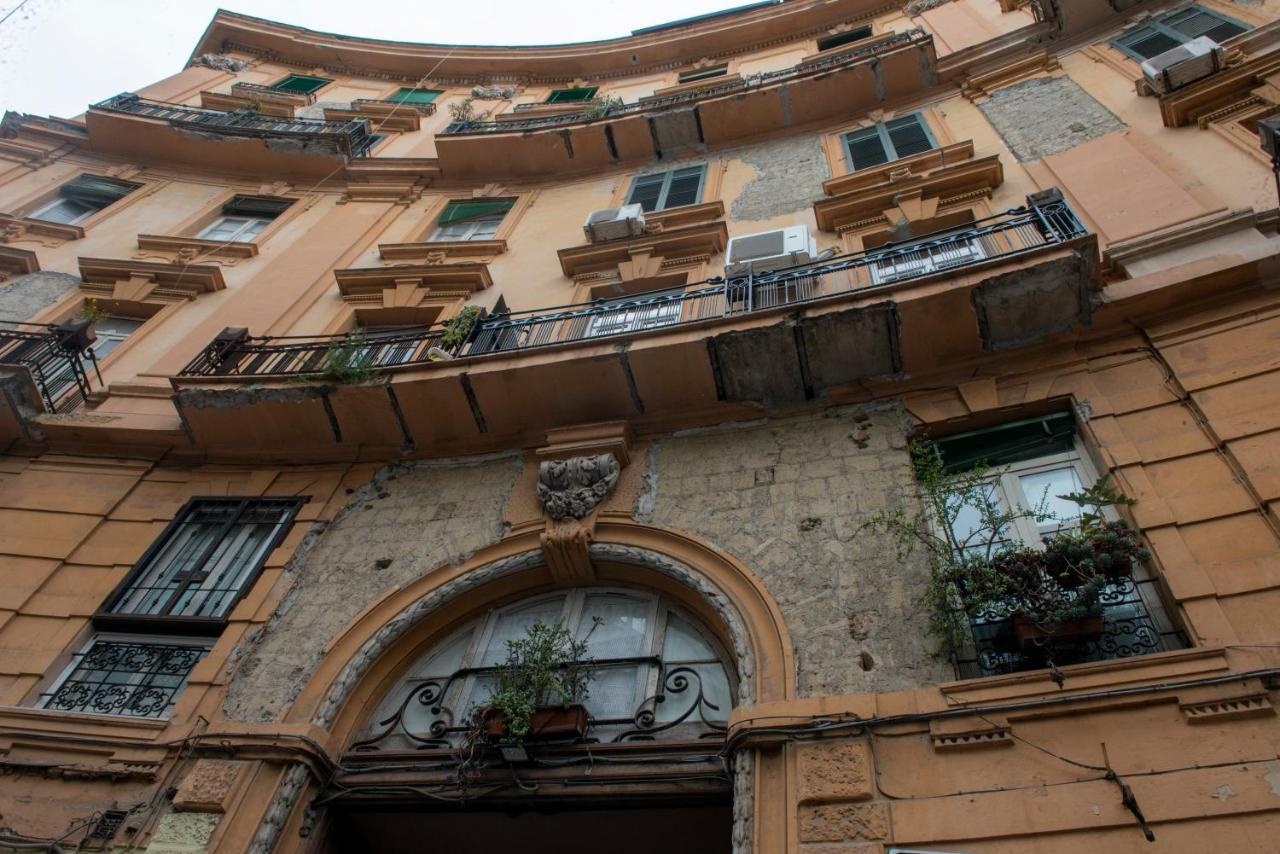 Vivi A Napoli Bed & Breakfast Exterior photo